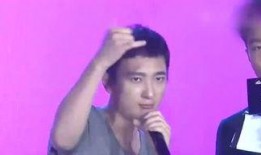 娱乐圈爆料人叫什么,揭秘幕后真相，揭秘娱乐圈那些不为人知的秘密