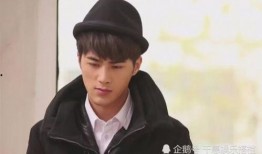 娱乐爆料伴郎是谁啊,揭秘伴郎身份，明星婚礼现场再掀热议